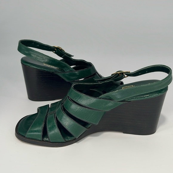 Vintage 70s Rodan Stacked Wedge Sandals in Green Leather Size 5 1/2 - Picture 7 of 13